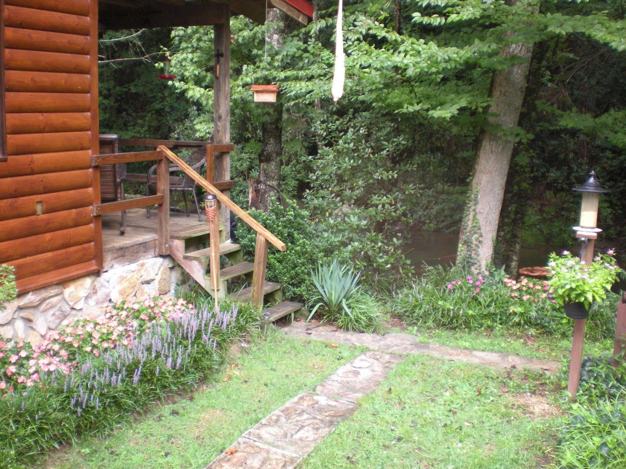 Buffalo Creek Bed And Breakfast Robbinsville Exterior photo