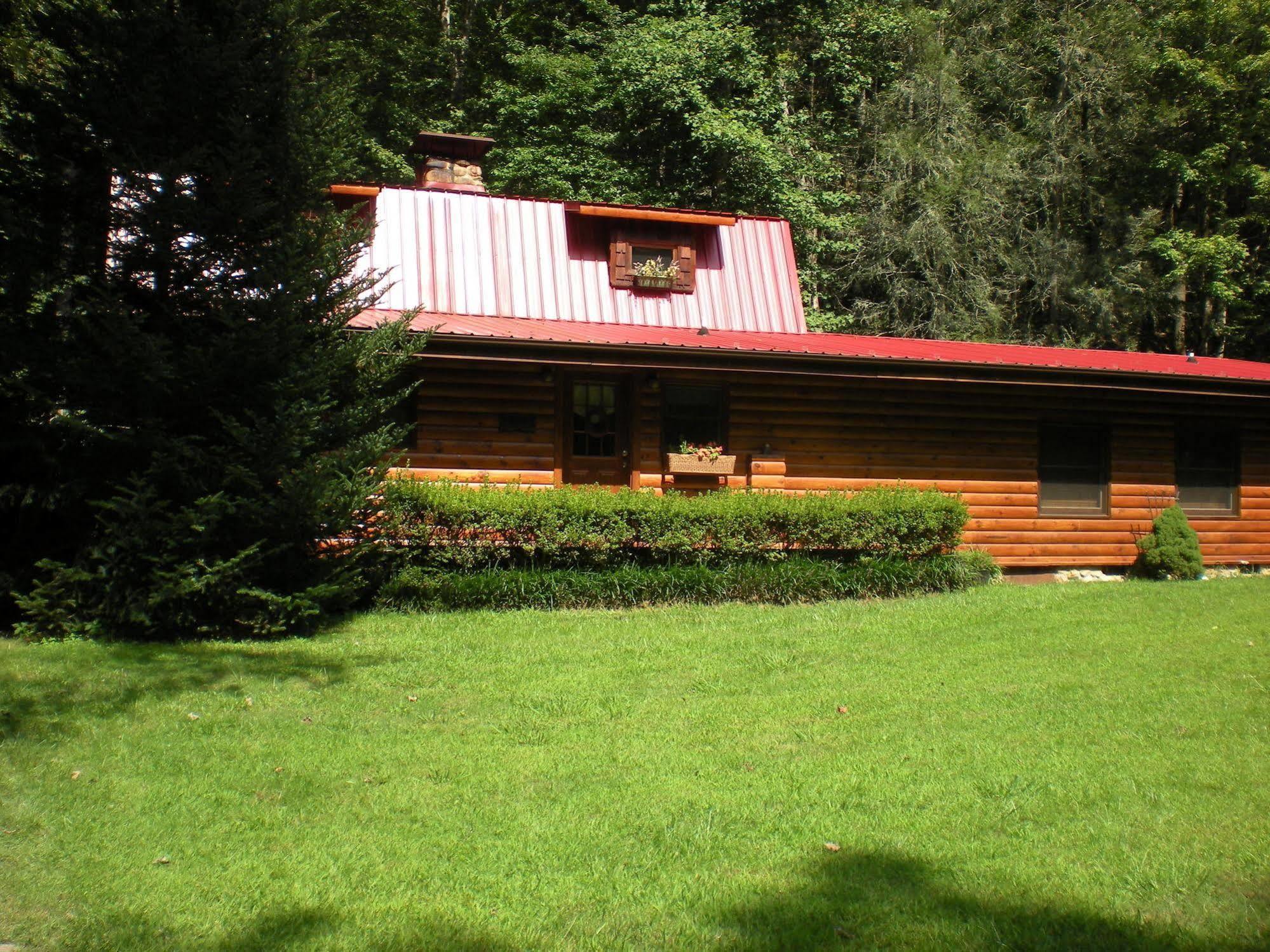 Buffalo Creek Bed And Breakfast Robbinsville Exterior photo