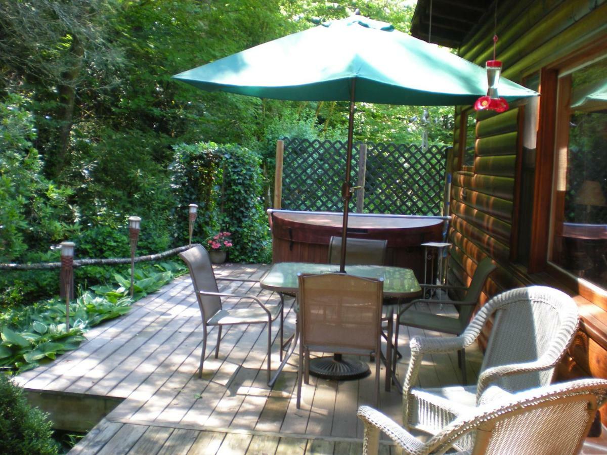 Buffalo Creek Bed And Breakfast Robbinsville Exterior photo
